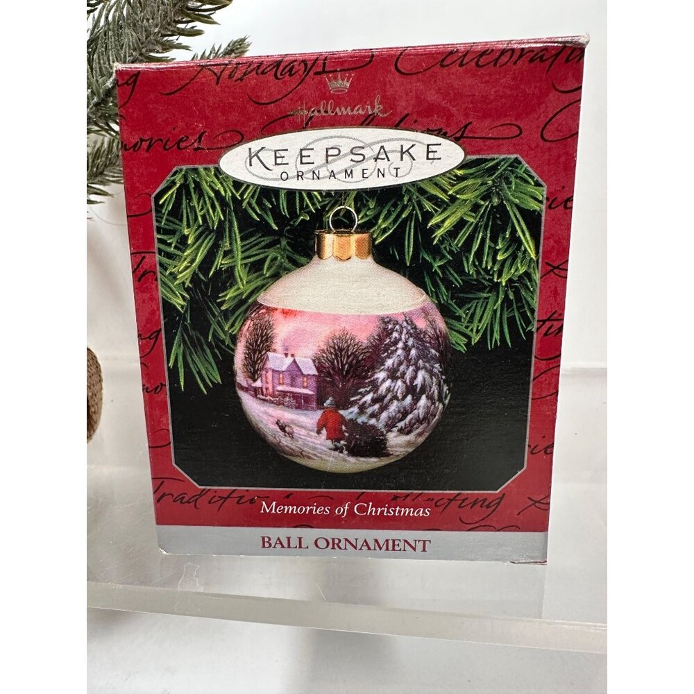 Hallmark Keepsake Glass Ornament "Memories Of Christmas" 1998 Bringing Home Tree